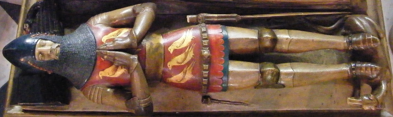 Worcester Cathedral John Beauchamp of Holt 1388 and wife Joan